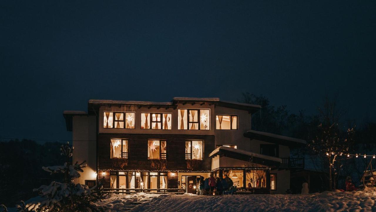 Talhaus Hotel Vişeu de Sus Exterior foto